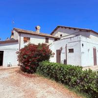 Casale panoramico a 10 minuti da Ascoli Piceno