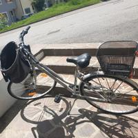 Bicicletta Bianca Esperia con cestini