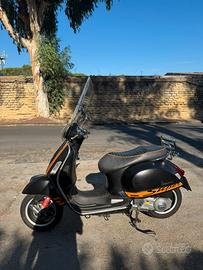 Vespa 300 gts