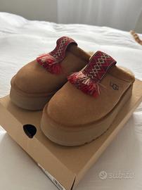 UGG Tazzle Castagna, Taglia 38