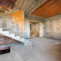 Panoramica Ampia caposchiera al grezzo