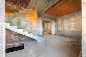 Panoramica Ampia caposchiera al grezzo