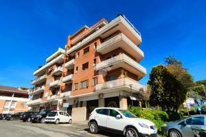 MAGAZZINO A CIAMPINO