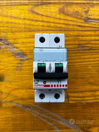 Magnetotermico Bticino C10 F81NA/10