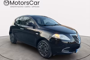 LANCIA Ypsilon 1.2 69 CV 5p. S&S Gold