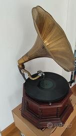 GRAMMOFONO ANTICO