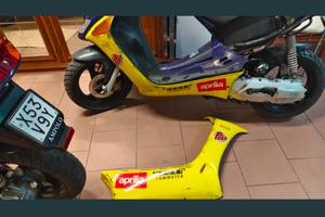 carenature laterali Aprilia SR 50 
