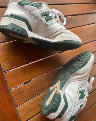 New Balance 550