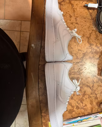 NIKE Air Force 1 '07.   Misura 42.5