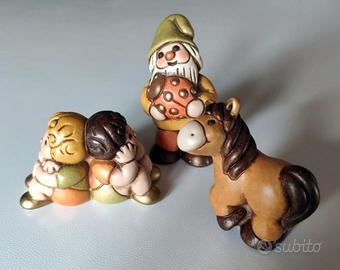 Gnomo, cavallo e coppia bimbi Thun