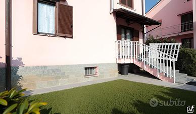 VILLA A SCHIERA A ALESSANDRIA