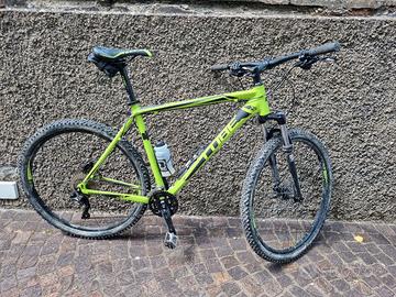 Mountain bike Cube XL