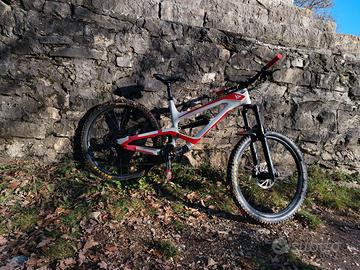 YT Capra CF 27.5 , taglia L