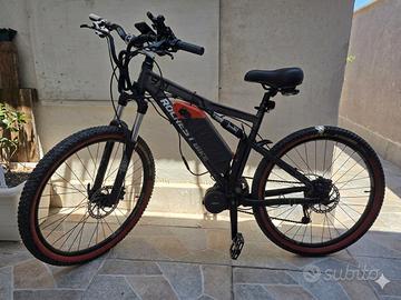 bicicletta Rockrider con motore bafang