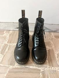 Dr. Martens nere n40