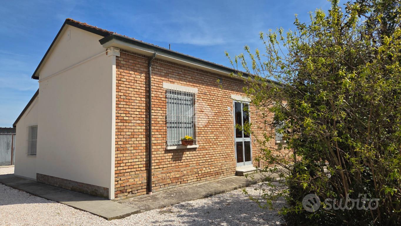 Casa – Ravenna, Massa - Vista 3