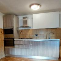 Cucina del marchio Astra, modello SP22. La c