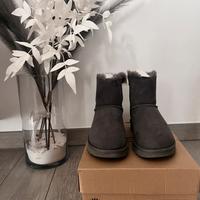 Ugg grigi con fiocco n38