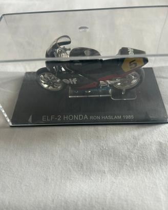 Modellino Elf-2 honda Ron haslam 1985 con teca