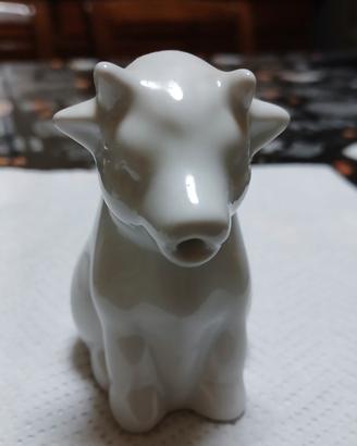 mucca verso latte