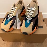 Yeezy boost 700