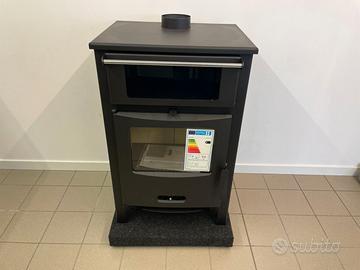 Stufa a legna con forno NUOVA MAI USATA