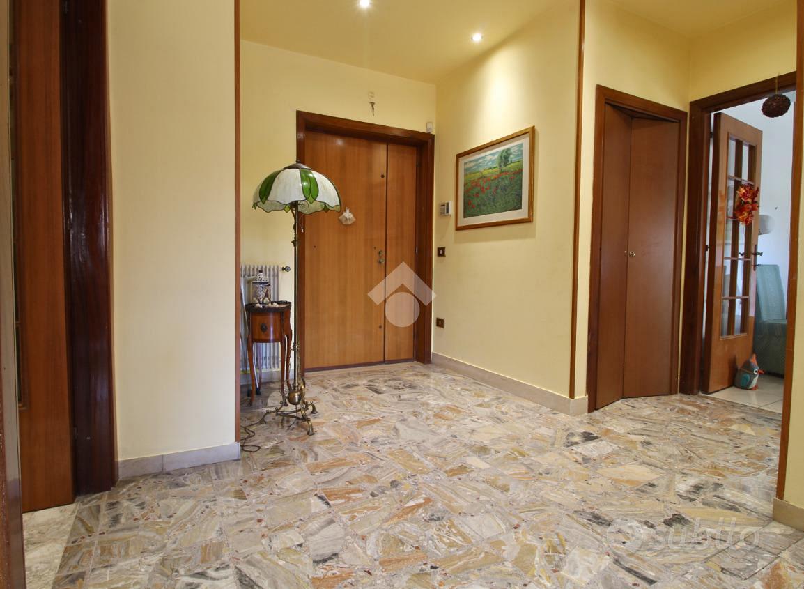 4 LOCALI A TERAMO - Altro