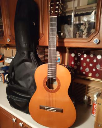 chitarra Yamaha C 40 mai usata come nuova
