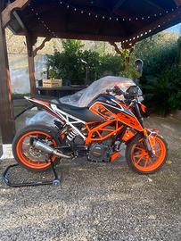 Ktm duke 390