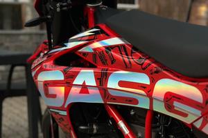 gas gas sm 700