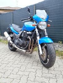 Kawasaki ZR 7 del 2003 compreso trapasso-tagliando