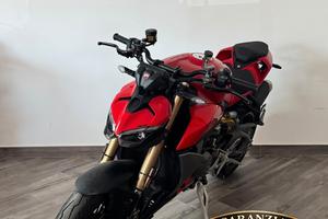 Ducati Streetfighter V2