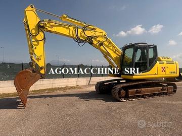 New Holland E215C - 2012