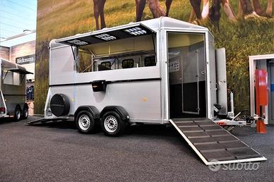 Trailer van trasporto cavalli 3 posti