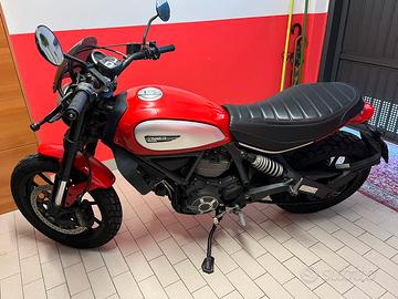 Ducati Scrambler Icon 800