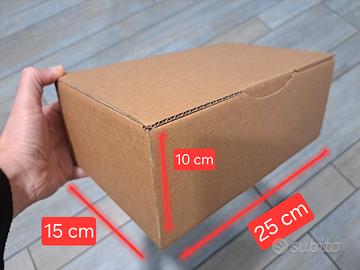 Lotto scatole cartone fustellato per spedizioni