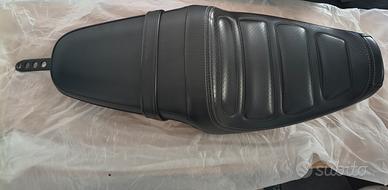 Sella Harley Davidson sportster roadster