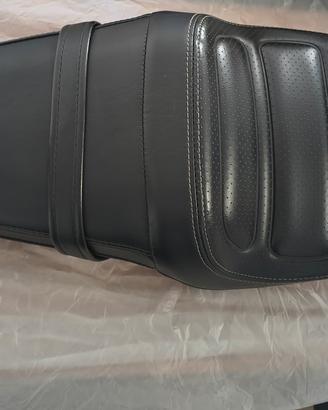 Sella Harley Davidson sportster roadster