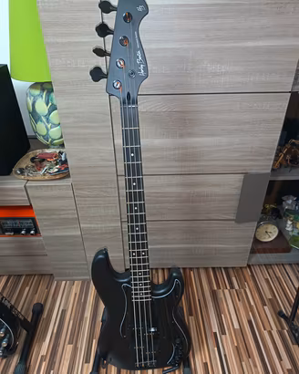 Basso Elettrico
