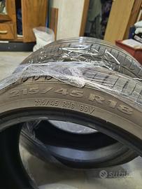 Pneumatici 215/45 r18