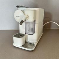 Macchina del caffè Lattissima One di De’Longhi