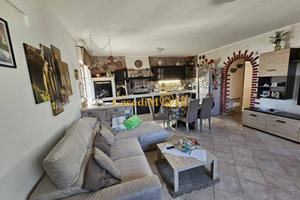 Appartamento di 120 m² con 5 locali a Cascina
