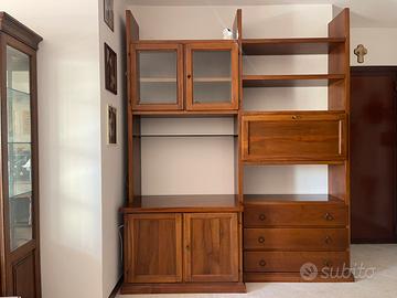 Parete attrezzata in legno massello