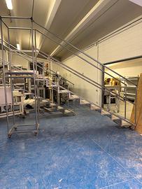 Scala movibile con piattaform