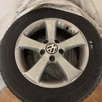 Cerchi e gomme golf  195/65 R15