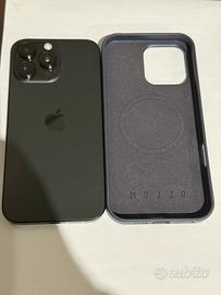 Cover  in PELLE  BLU Mujjo Apple iPhone 16 Pro Max