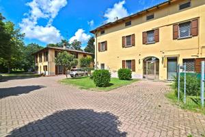 Appartamento di 127 m² con 4 locali a Bologna