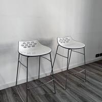 Coppia di sgabelli Calligaris bianchi