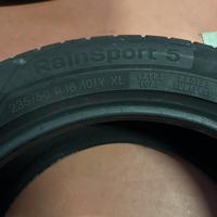 Gomme estve uniroyal