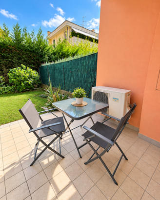 Set tavolo da giardino con 2 sedie